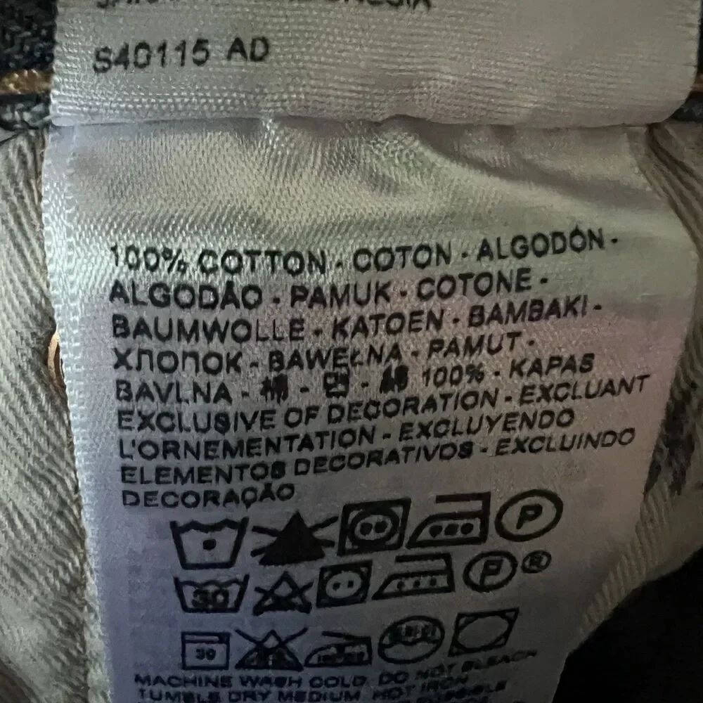 Levis this listing